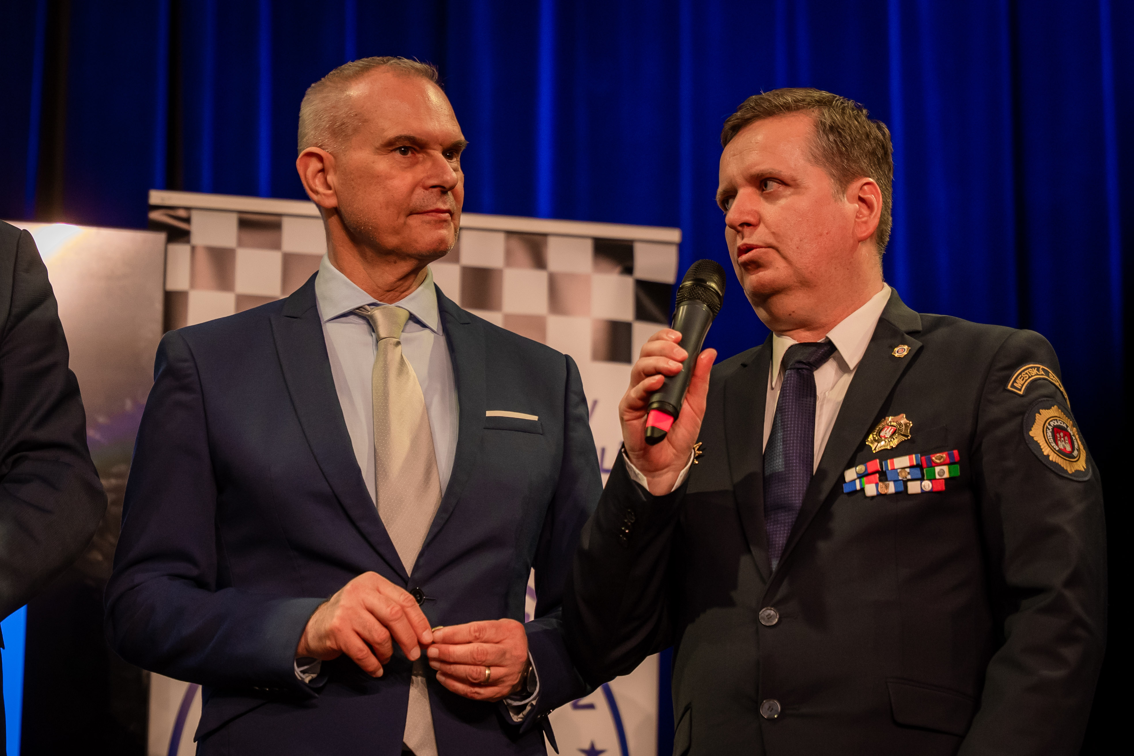 Slavnostny krst Encyklopedie obecnych a mestskych policii -47